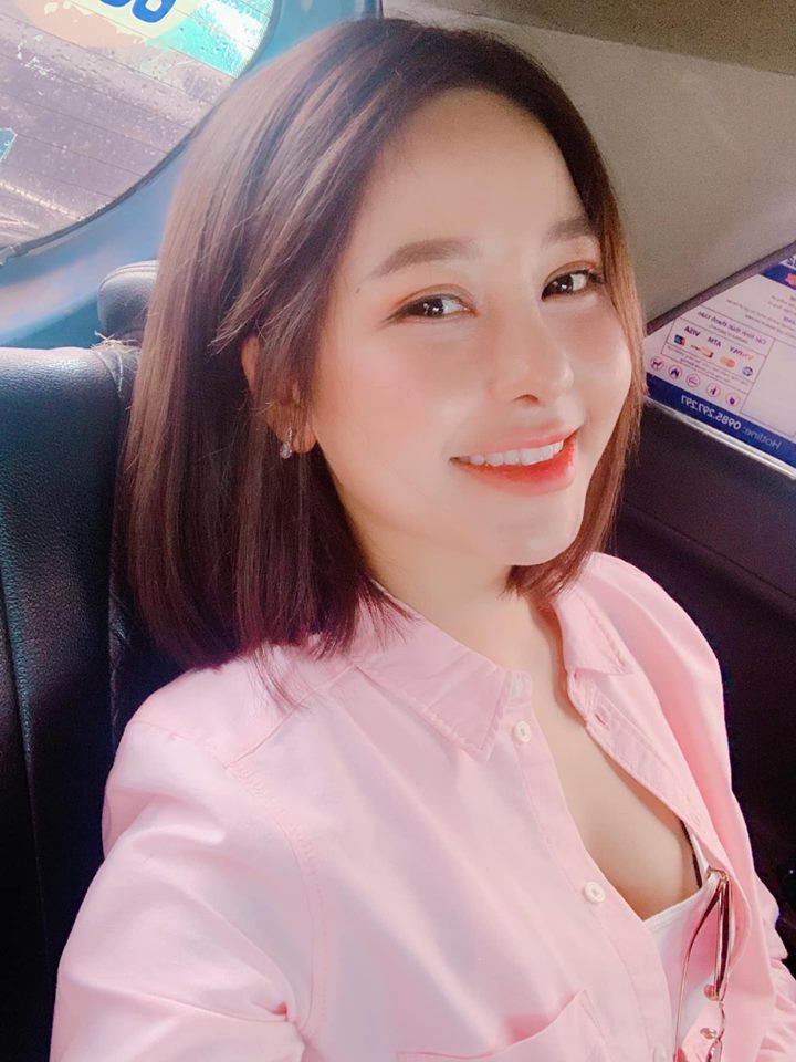 Trâm Anh lộ clip nóng bỏng với chàng trai đã có vợ.