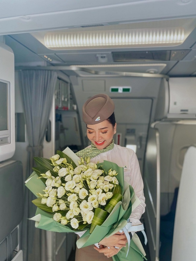 clip nữ tiếp viên bamboo airways 3