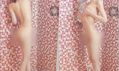 [LINK] Clip Clockwork Girl tắm nude lộ hàng cực bổ mắt