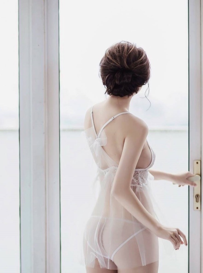 clip nóng ngân lee 3