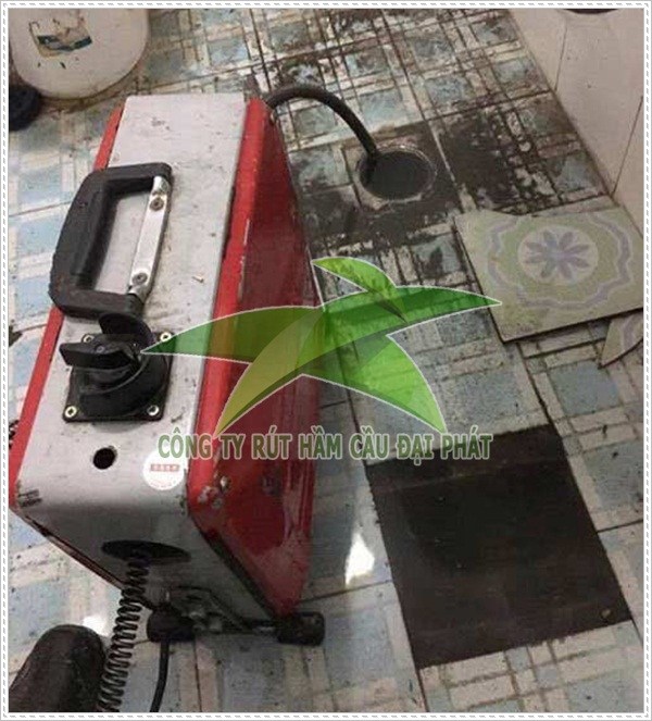 Xử l&yacute; cầu cống nghẹt.