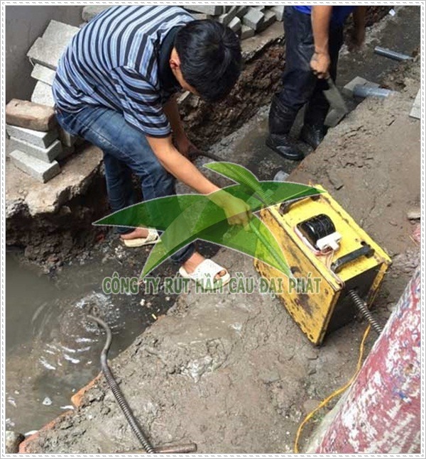 th&ocirc;ng nghẹt bồn rửa ch&eacute;n gi&aacute; rẻ
