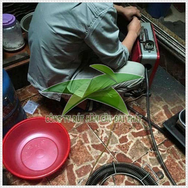Xử l&yacute; cầu cống nghẹt.