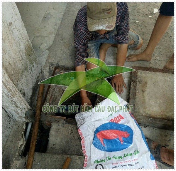 th&ocirc;ng nghẹt bồn rửa ch&eacute;n tại quận 1